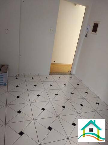 Apartamento à venda com 2 quartos, 61m² - Foto 4