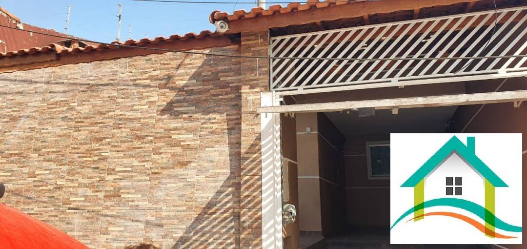 Casa à venda com 2 quartos, 110m² - Foto 1