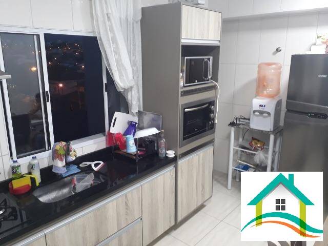 Apartamento à venda com 2 quartos, 80m² - Foto 2