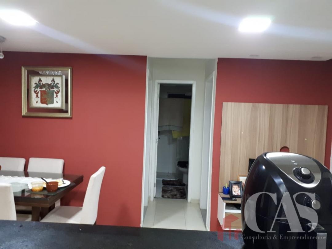 Apartamento à venda com 2 quartos, 48m² - Foto 2