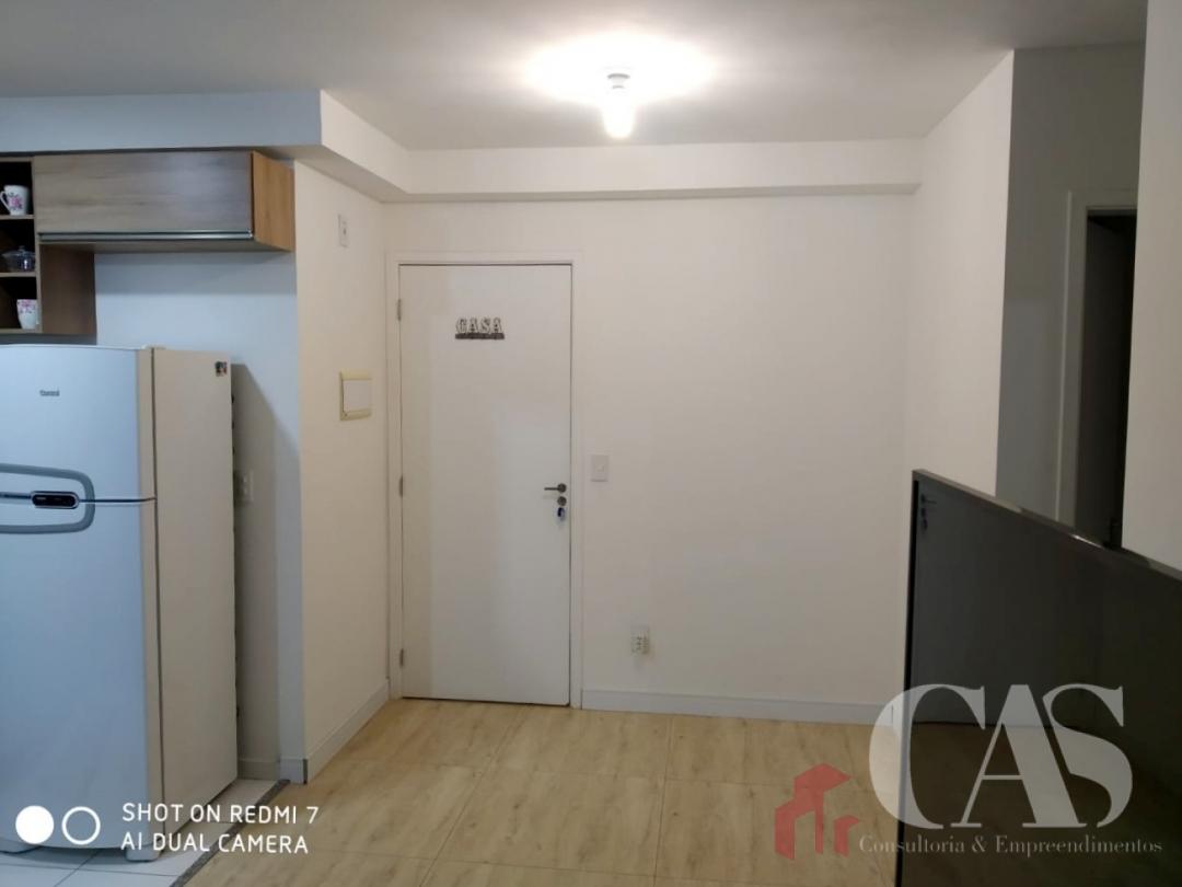 Apartamento à venda com 2 quartos, 45m² - Foto 2