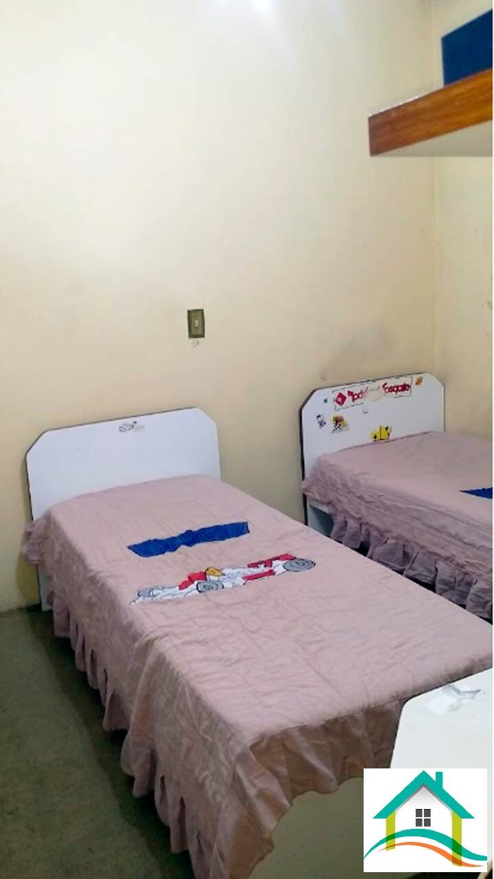 Casa à venda com 3 quartos, 200m² - Foto 17