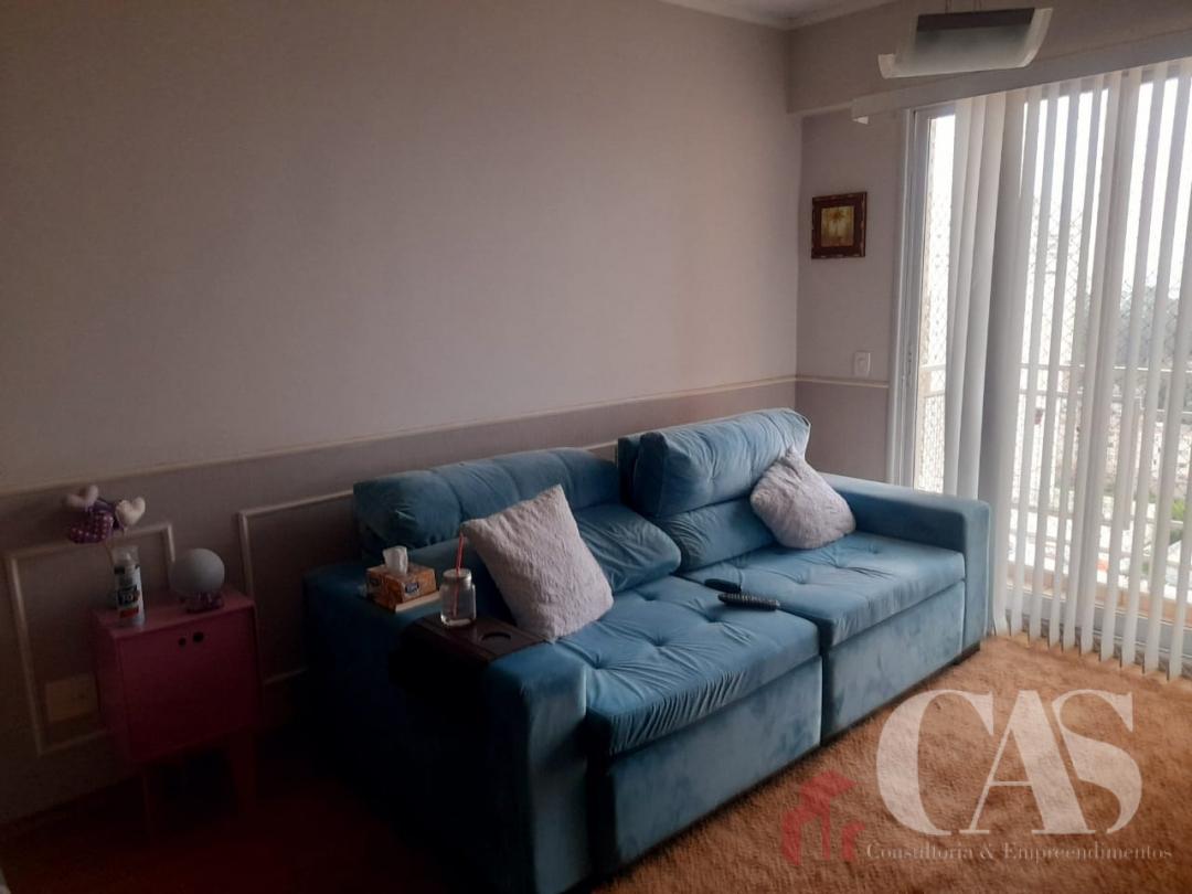 Apartamento à venda com 3 quartos, 74m² - Foto 2