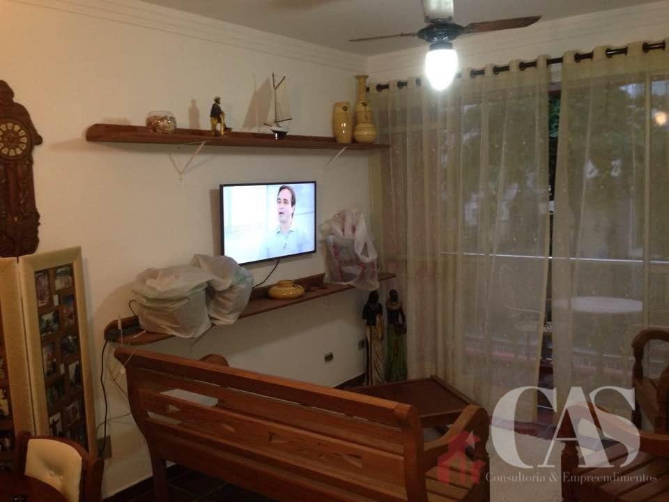 Apartamento à venda com 3 quartos, 80m² - Foto 2