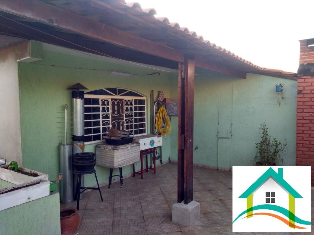 Sobrado à venda com 2 quartos, 140m² - Foto 1