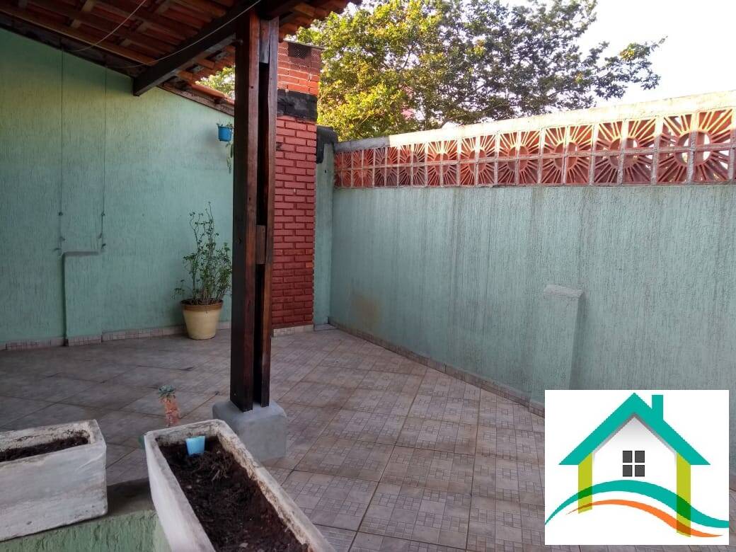 Sobrado à venda com 2 quartos, 140m² - Foto 4