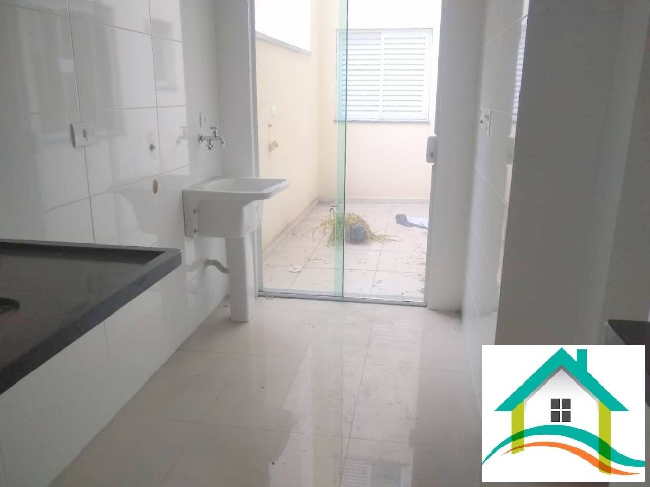 Apartamento à venda com 2 quartos, 75m² - Foto 6