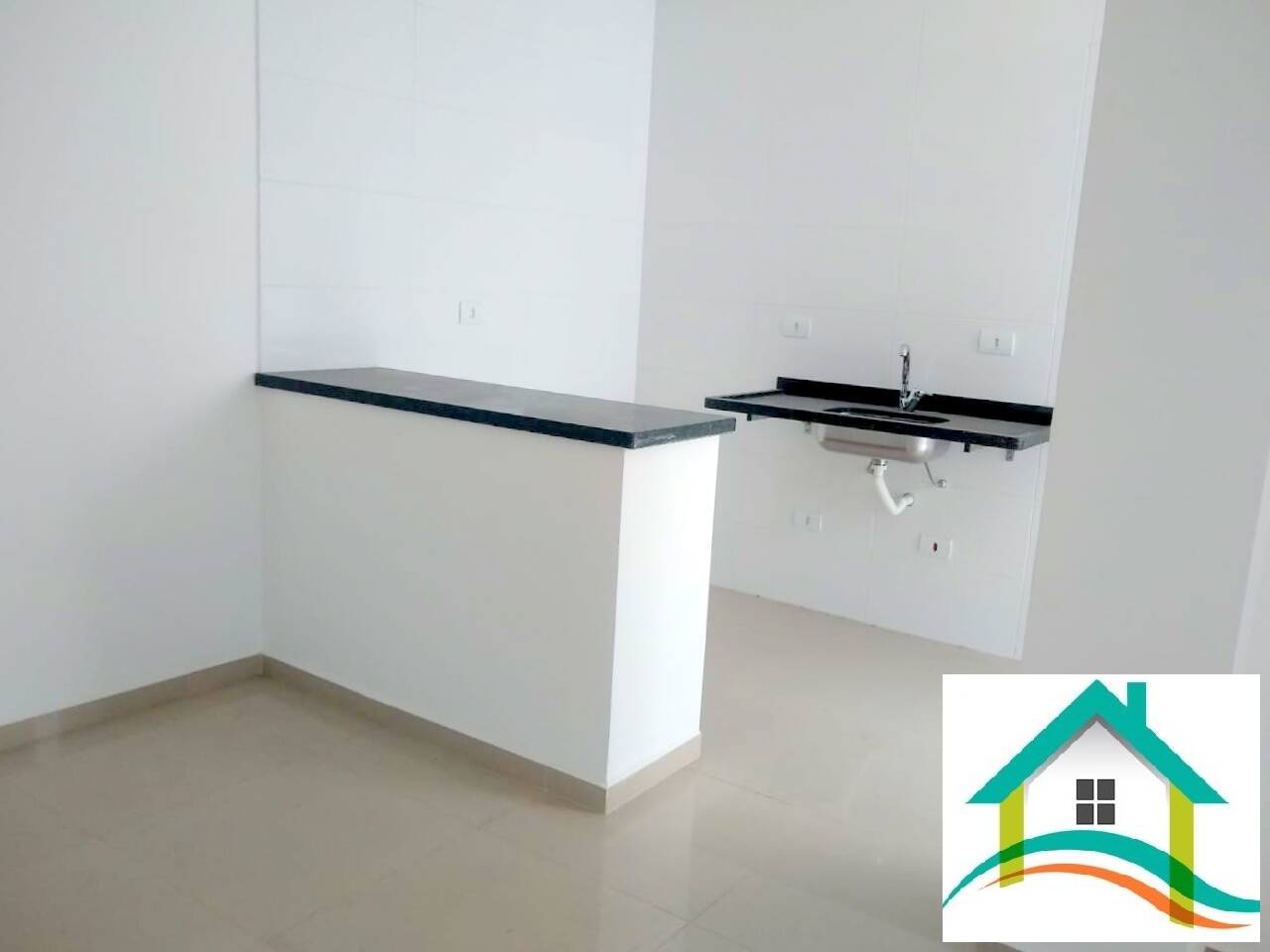 Apartamento à venda com 2 quartos, 75m² - Foto 4