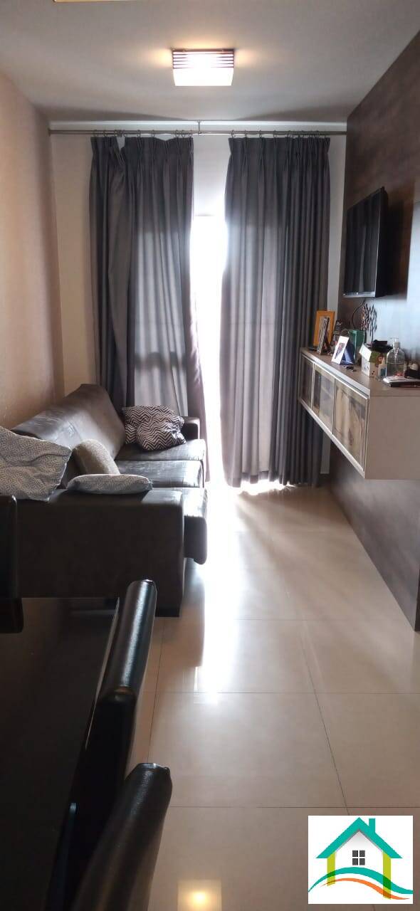 Apartamento à venda com 2 quartos, 60m² - Foto 1