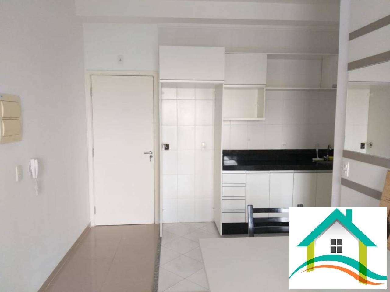 Apartamento para alugar com 1 quarto, 42m² - Foto 2