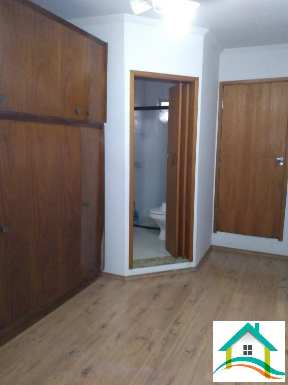 Casa à venda com 3 quartos, 241m² - Foto 12