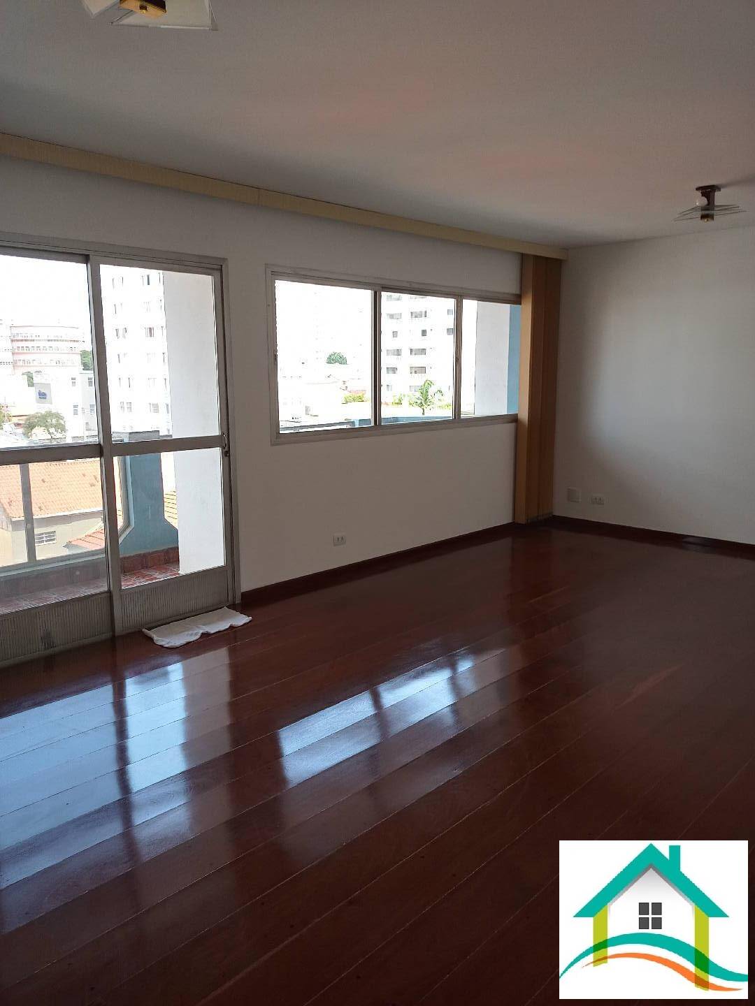 Apartamento à venda com 4 quartos, 180m² - Foto 2