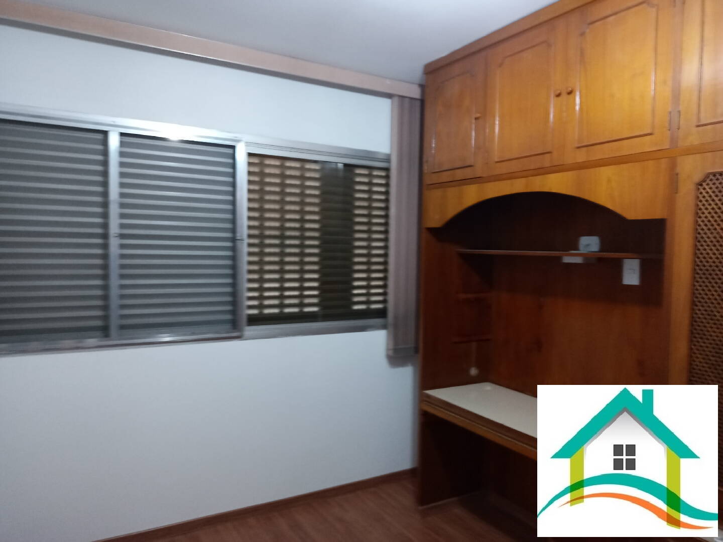 Apartamento à venda com 4 quartos, 180m² - Foto 9