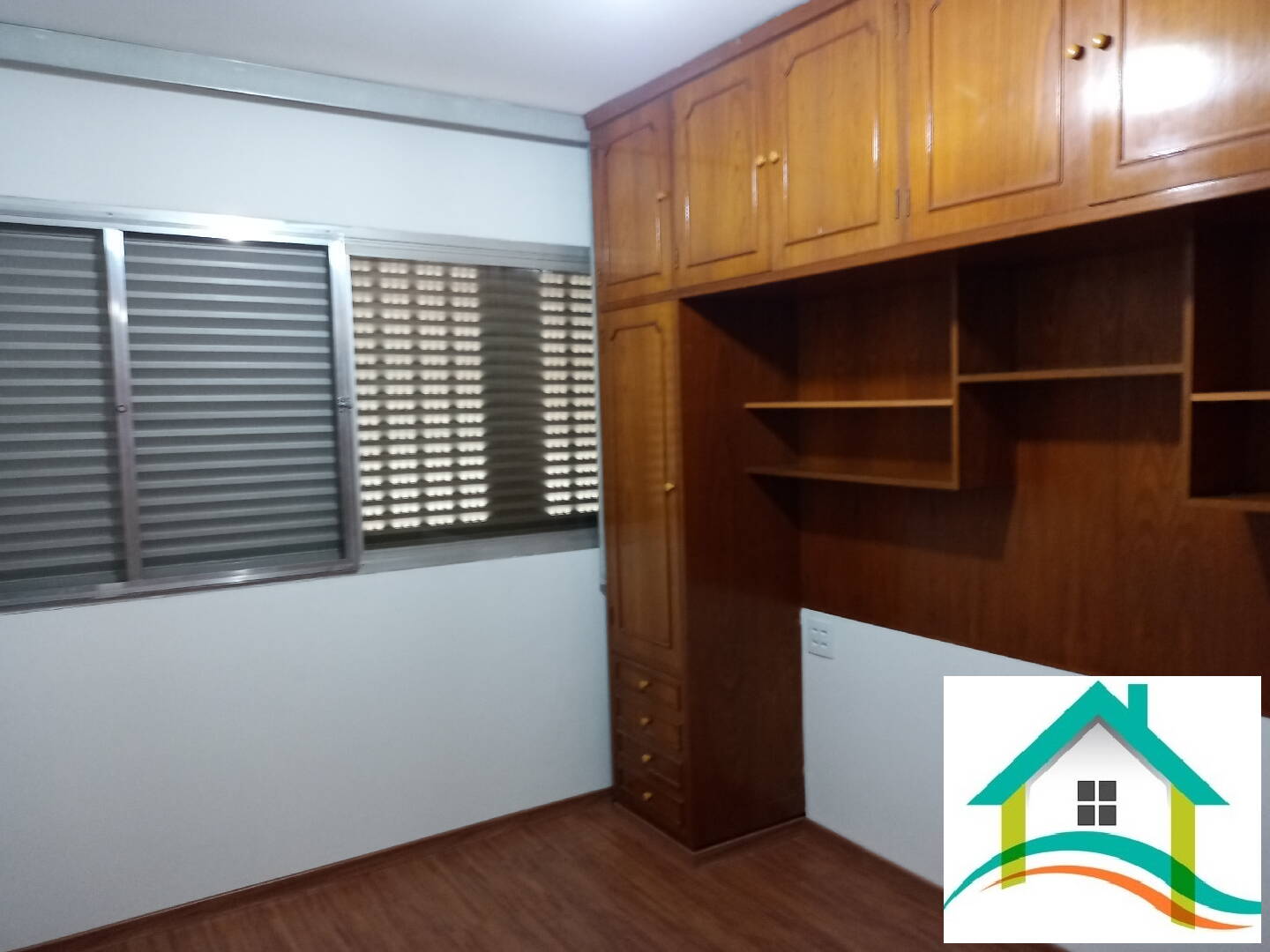 Apartamento à venda com 4 quartos, 180m² - Foto 12