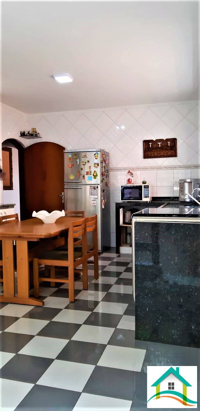 Casa à venda com 4 quartos, 261m² - Foto 10