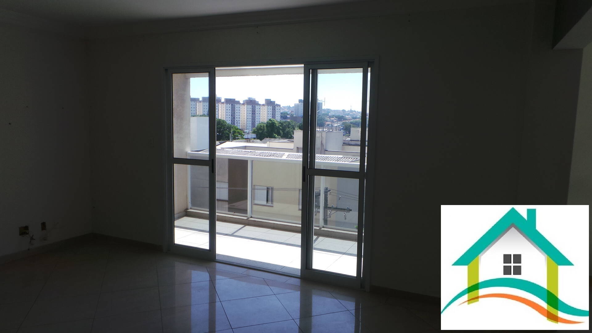 Apartamento à venda com 3 quartos, 122m² - Foto 3