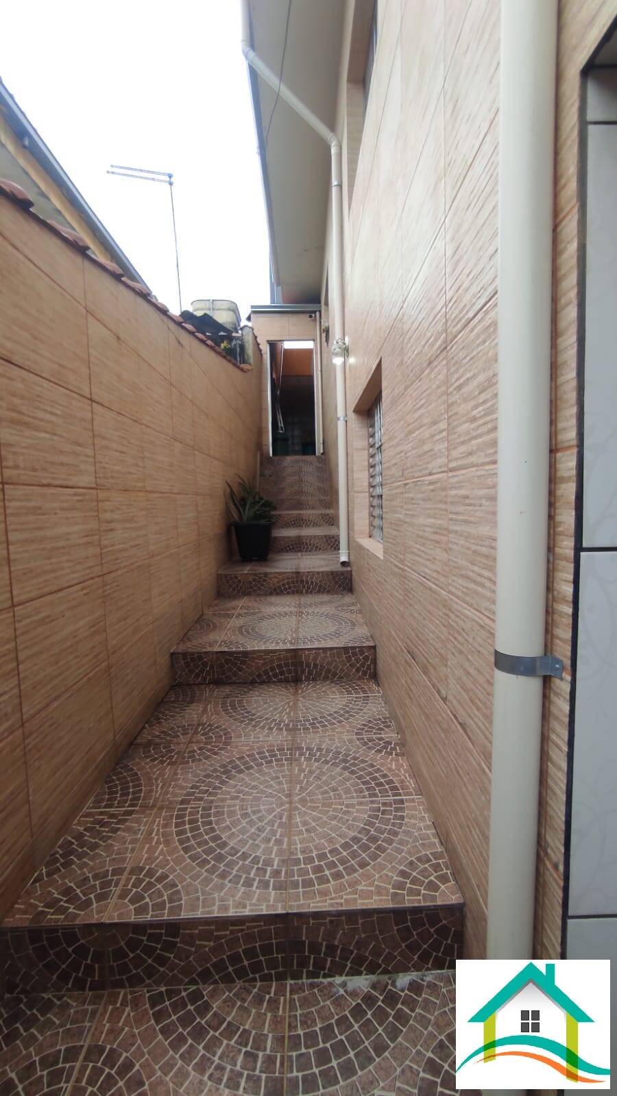 Casa à venda com 3 quartos, 205m² - Foto 11