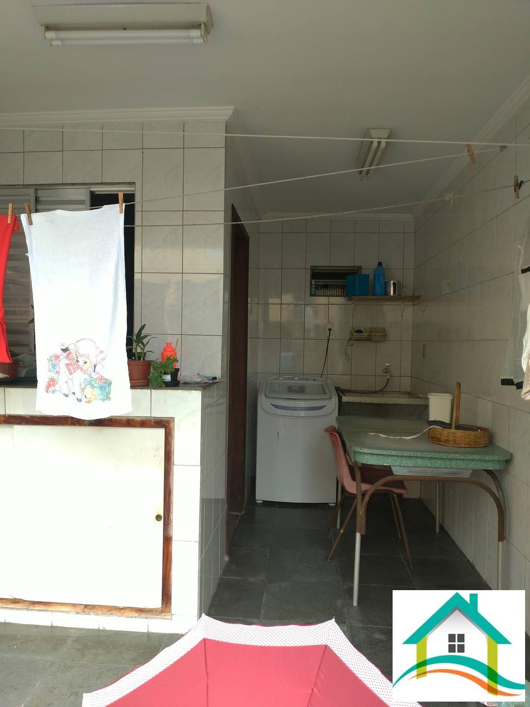 Sobrado à venda com 2 quartos, 206m² - Foto 14