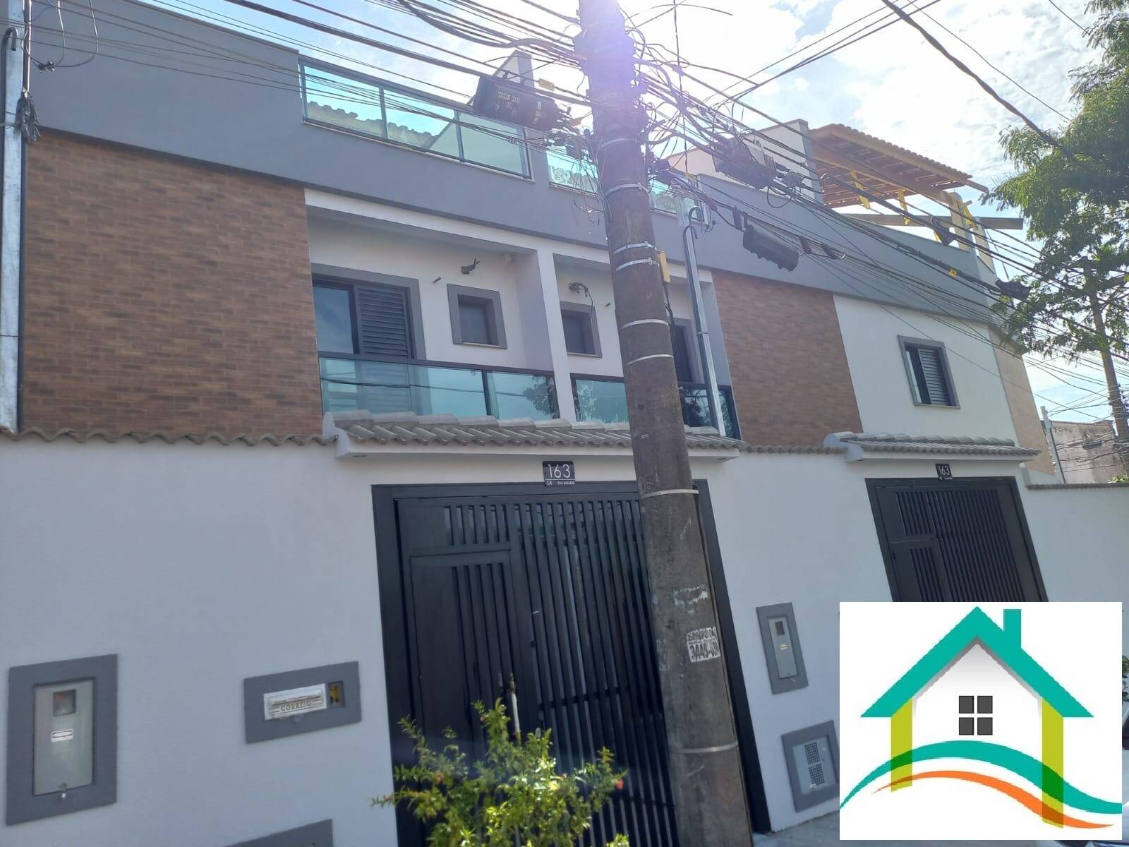 Sobrado à venda com 3 quartos, 177m² - Foto 1