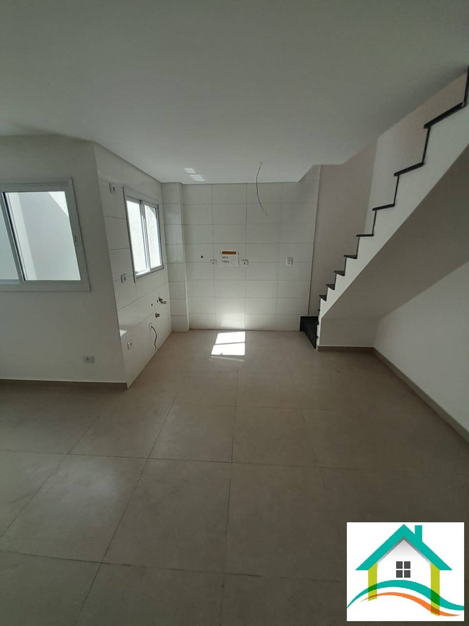 Cobertura à venda com 2 quartos, 106m² - Foto 1