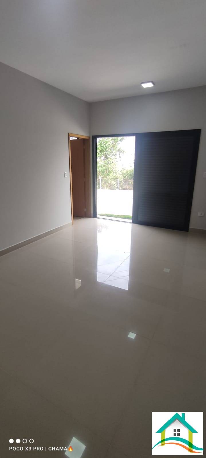 Casa à venda com 3 quartos, 120m² - Foto 10