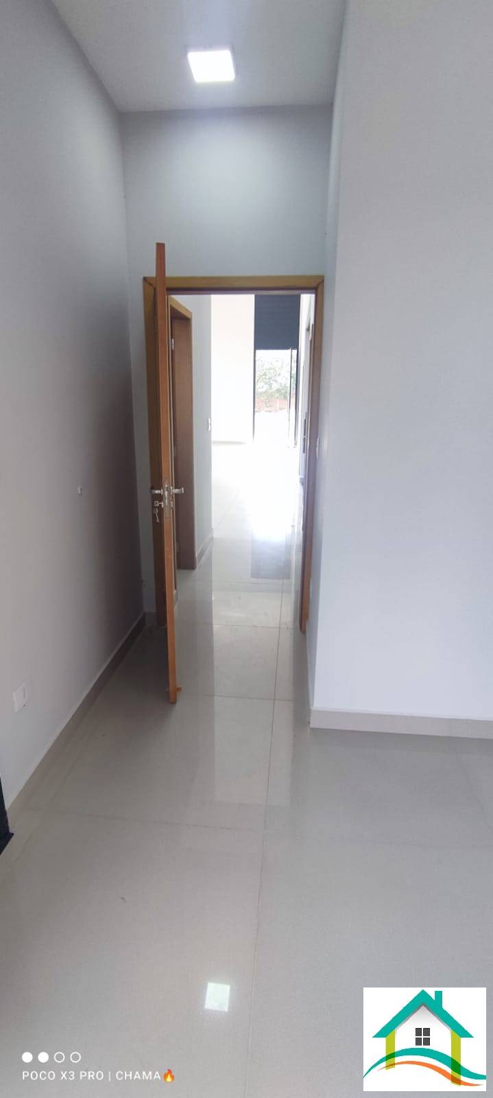 Casa à venda com 3 quartos, 120m² - Foto 16