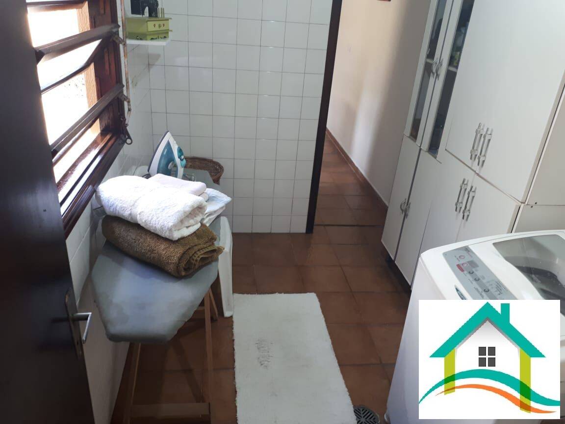 Casa à venda com 3 quartos, 250m² - Foto 33