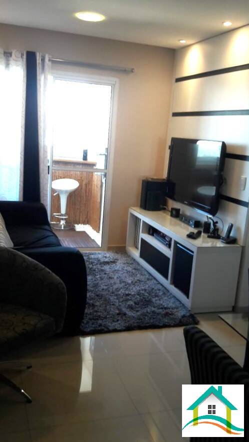 Apartamento à venda com 3 quartos, 77m² - Foto 1