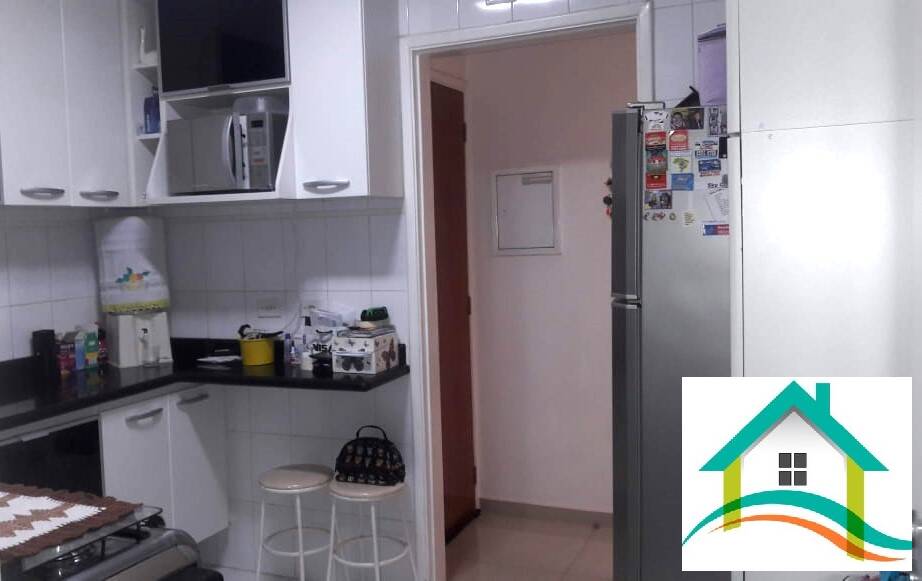 Apartamento à venda com 3 quartos, 77m² - Foto 4