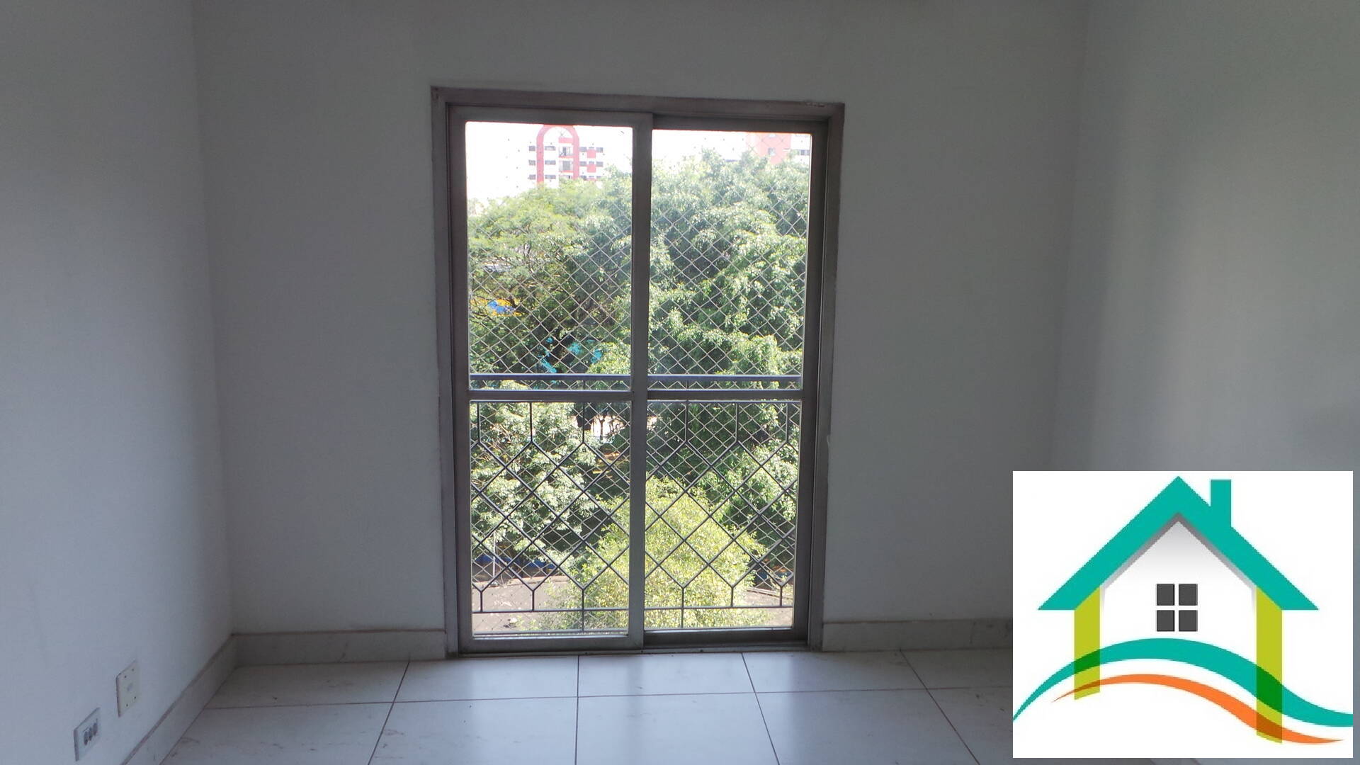 Apartamento à venda com 2 quartos, 62m² - Foto 3