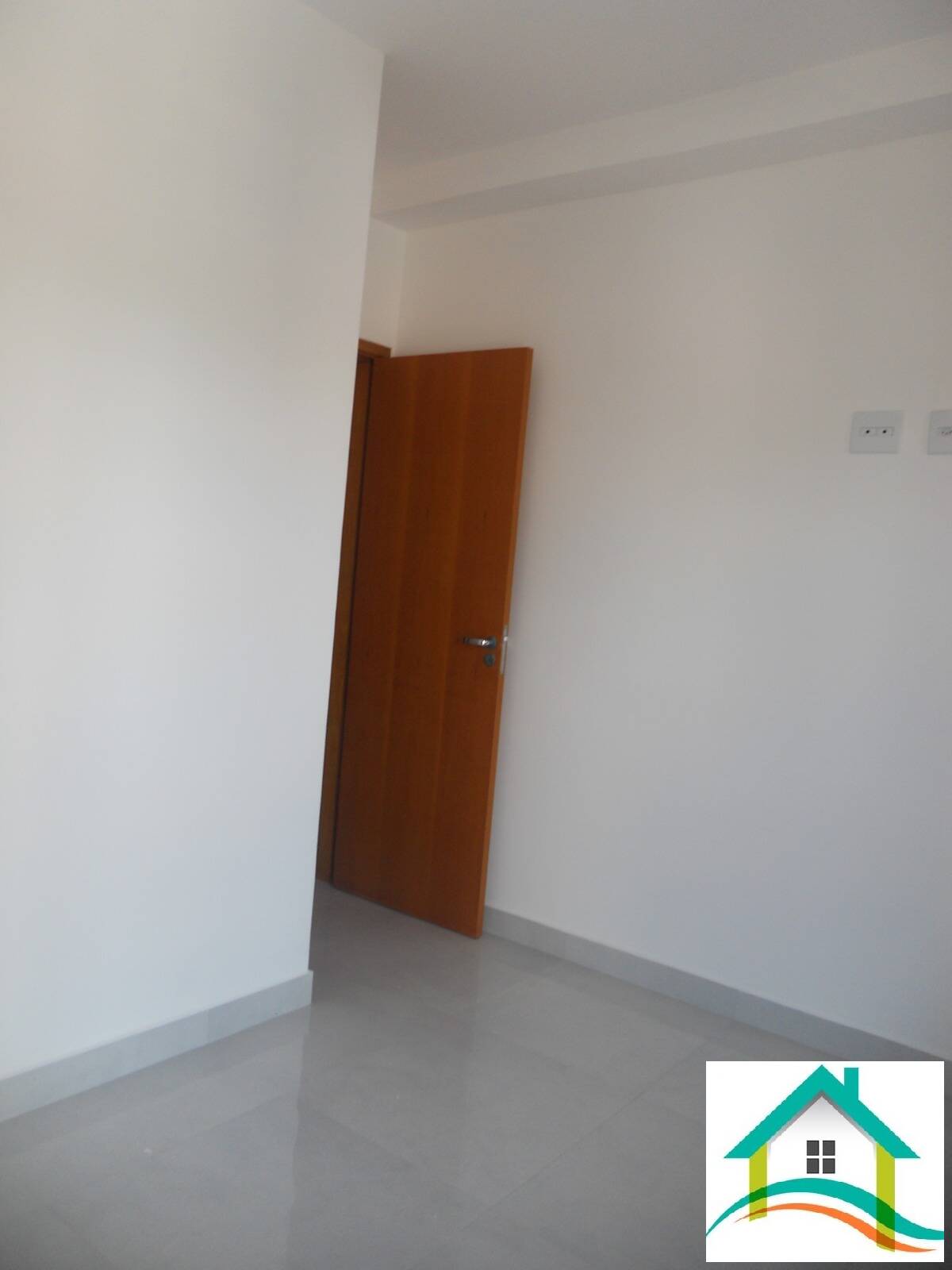 Apartamento à venda com 2 quartos, 44m² - Foto 14