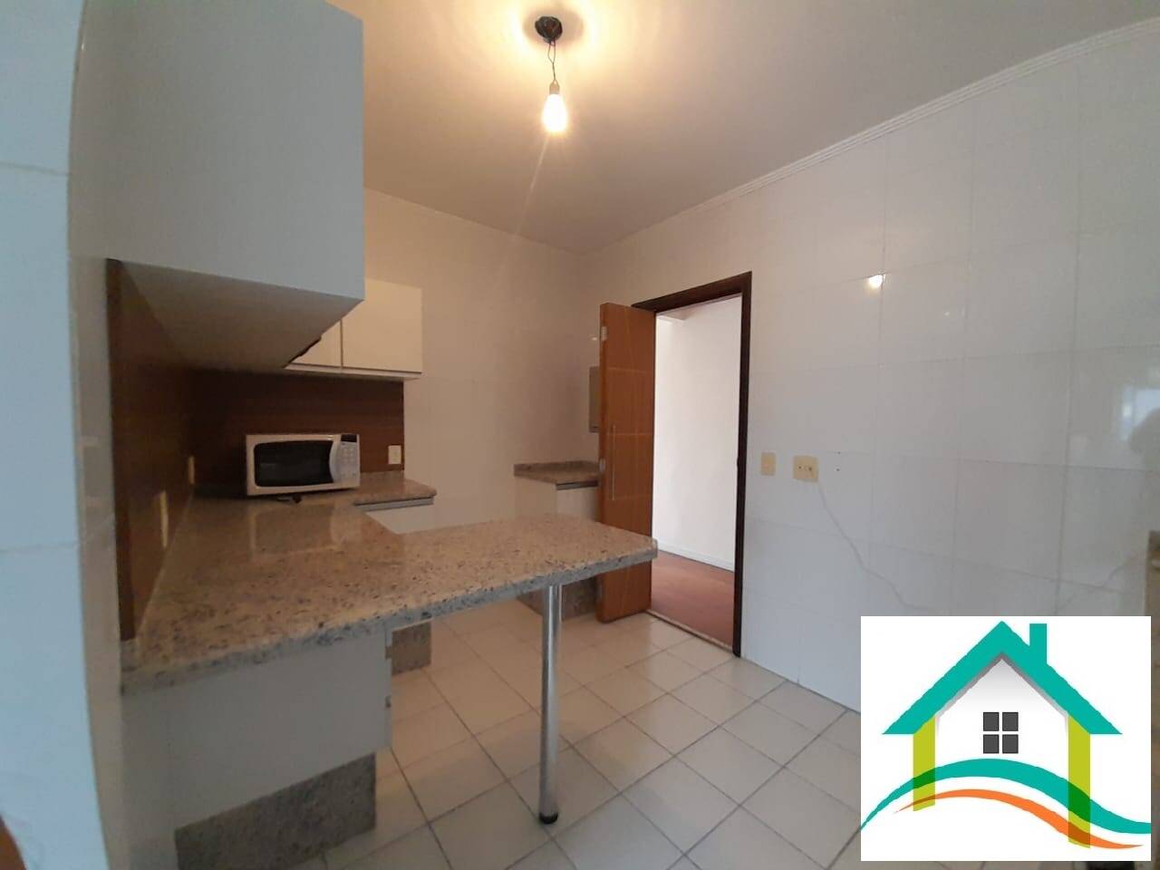 Apartamento à venda com 3 quartos, 90m² - Foto 3