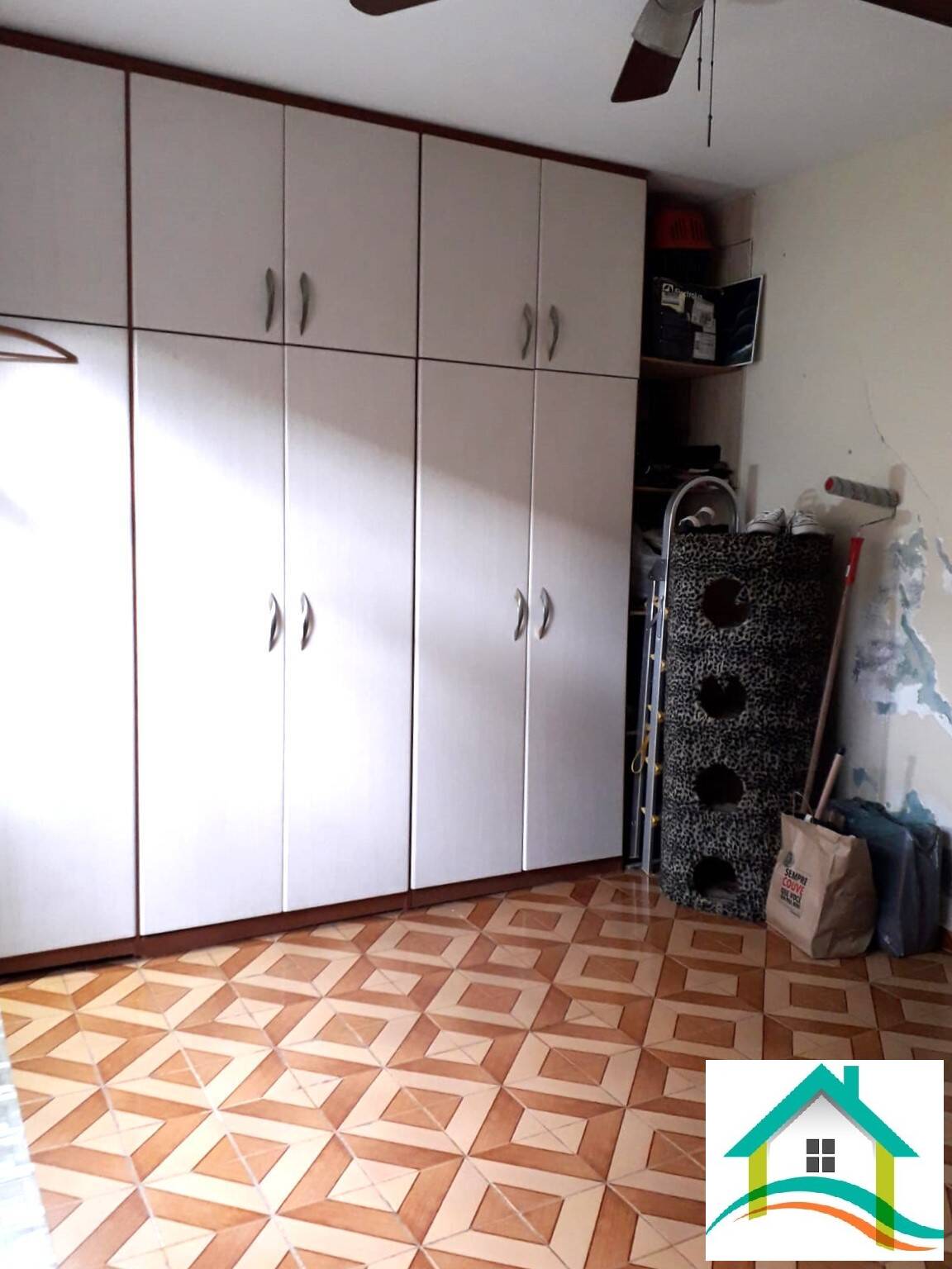 Casa à venda com 3 quartos, 210m² - Foto 22