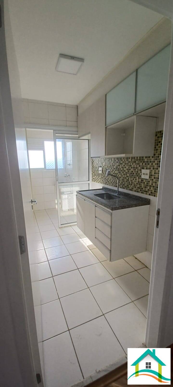 Apartamento à venda com 2 quartos, 63m² - Foto 8