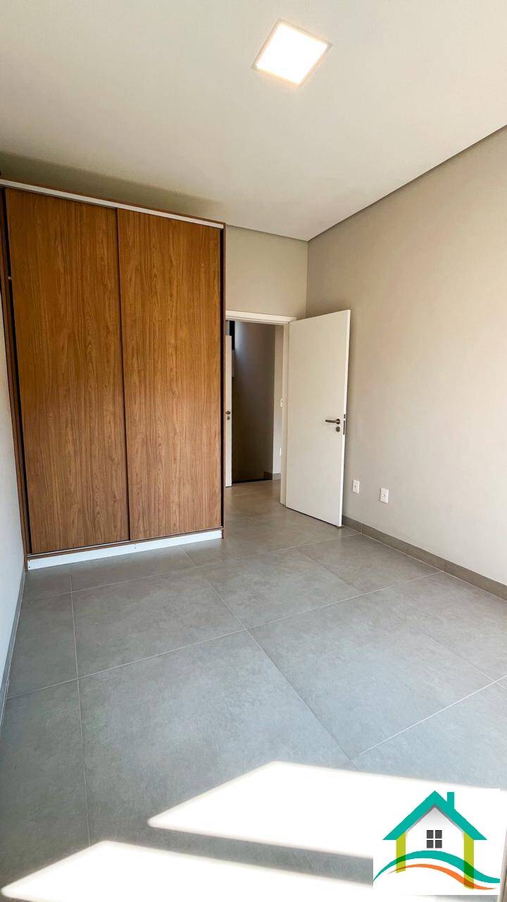 Casa à venda com 3 quartos, 186m² - Foto 7