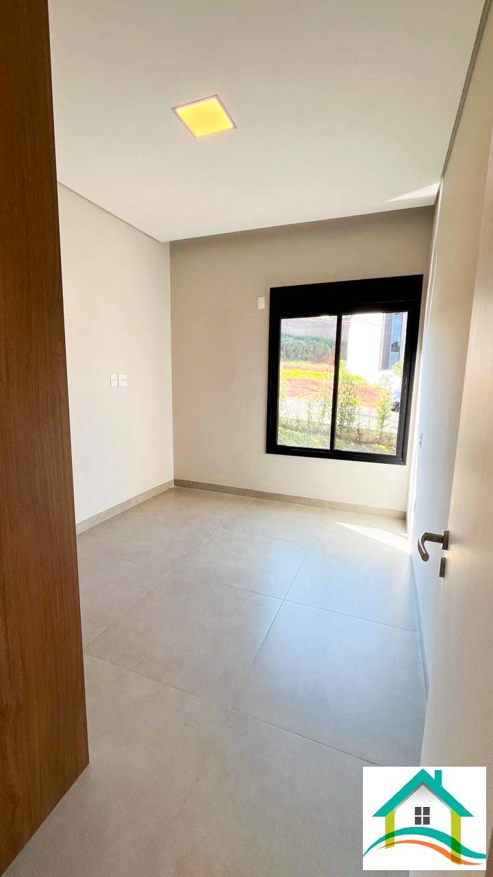 Casa à venda com 3 quartos, 186m² - Foto 9