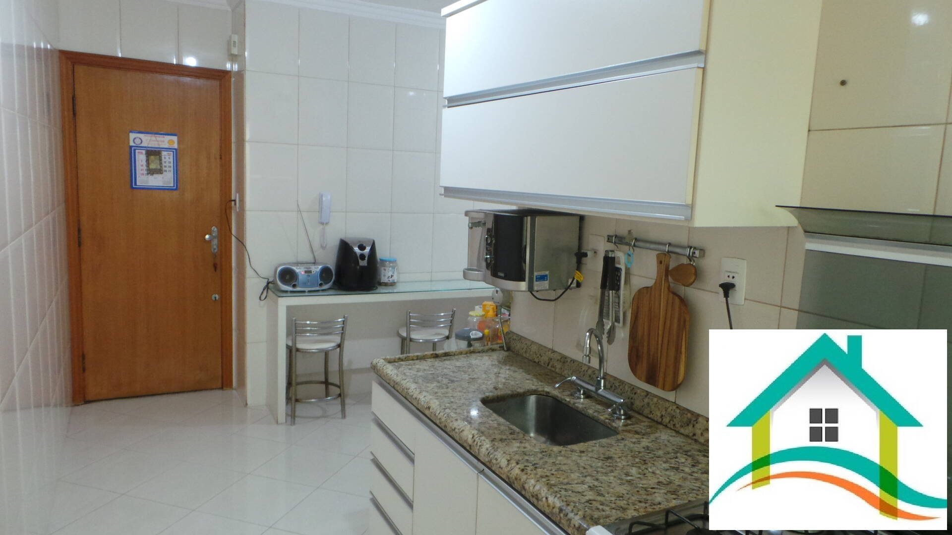 Apartamento à venda com 3 quartos, 117m² - Foto 19