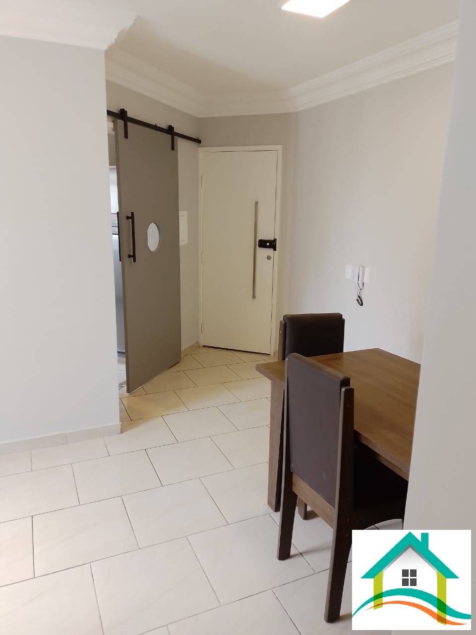 Apartamento à venda com 3 quartos, 60m² - Foto 2