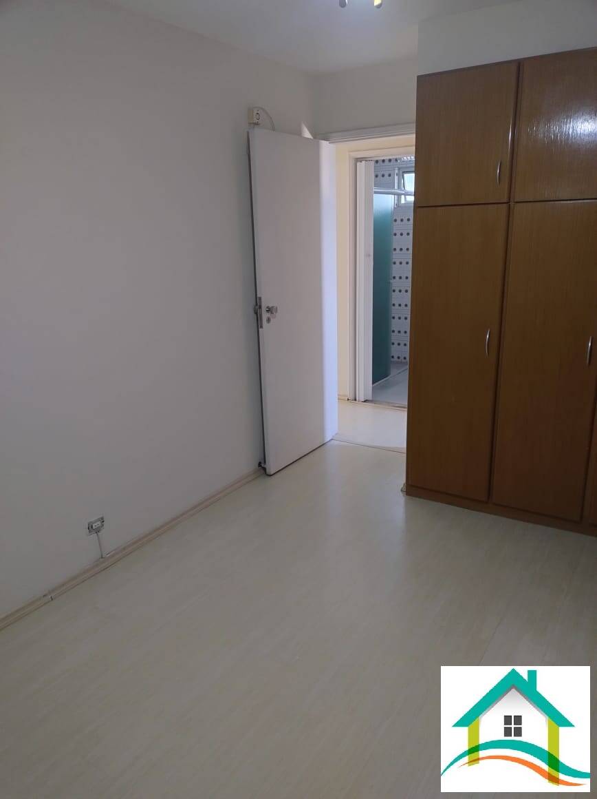 Apartamento à venda com 3 quartos, 105m² - Foto 9