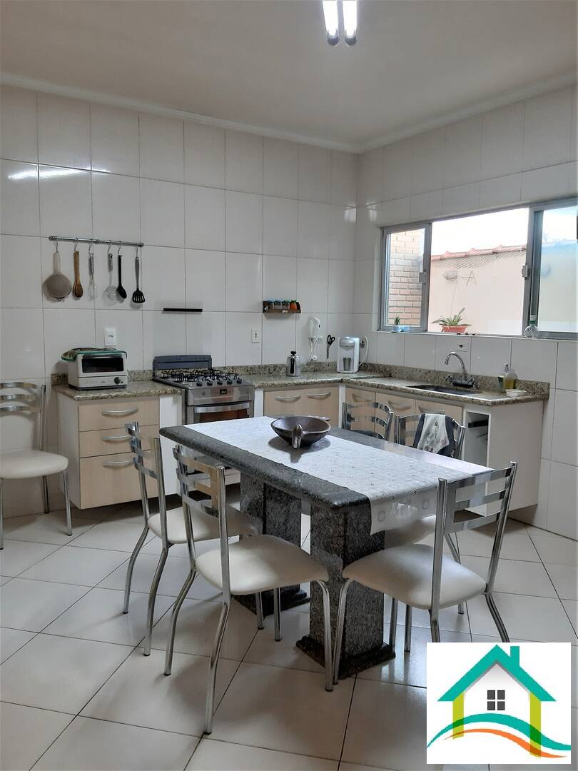 Sobrado à venda com 3 quartos, 169m² - Foto 4