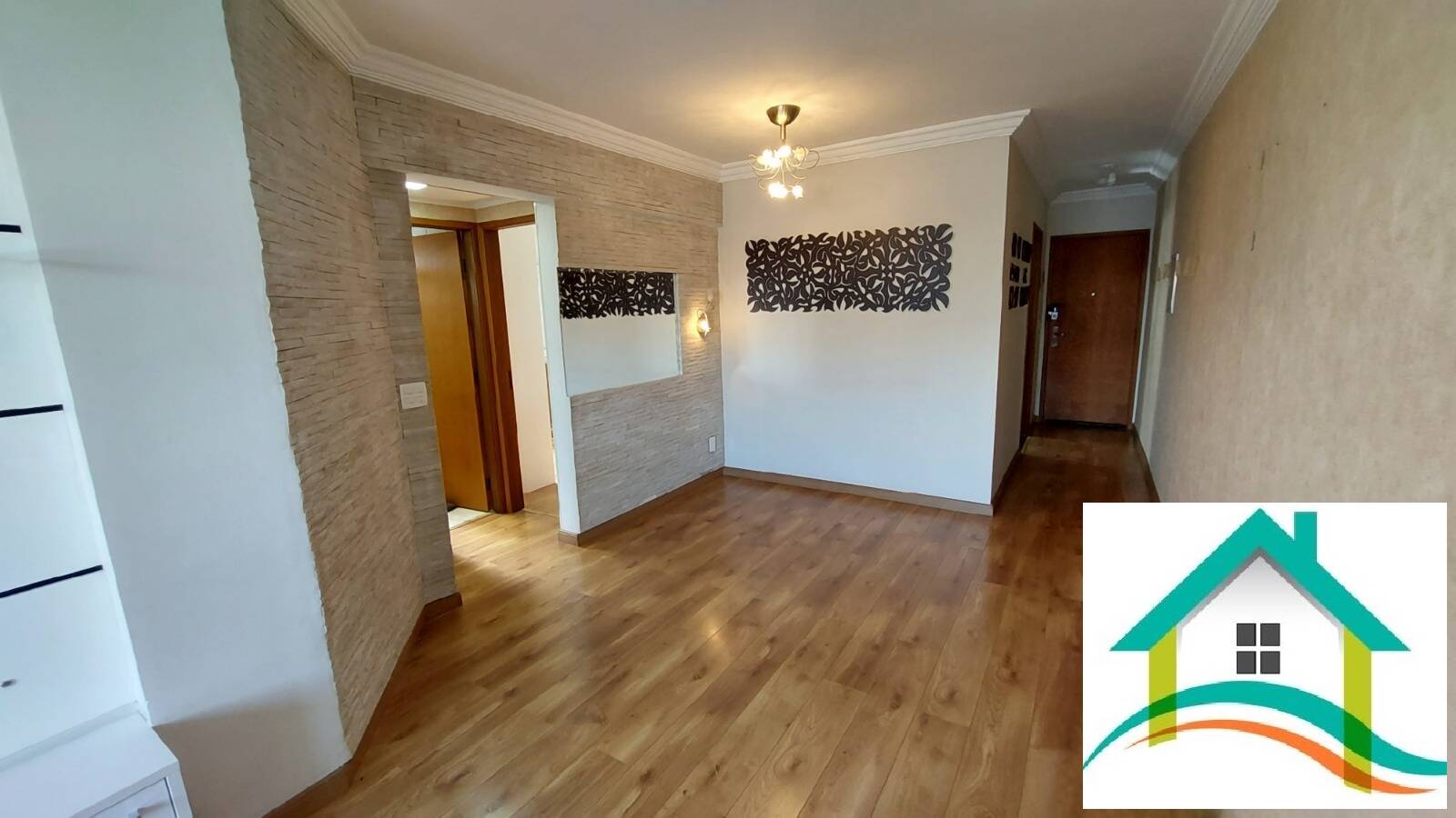 Apartamento à venda com 2 quartos, 70m² - Foto 4