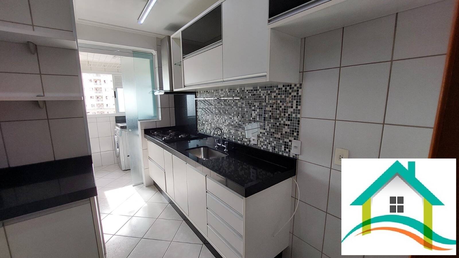 Apartamento à venda com 2 quartos, 70m² - Foto 5