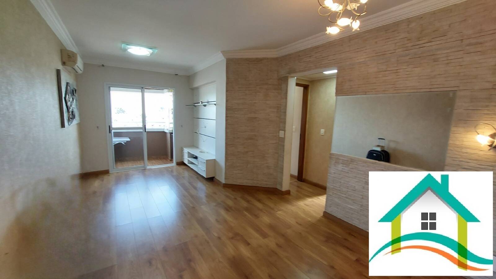 Apartamento à venda com 2 quartos, 70m² - Foto 2