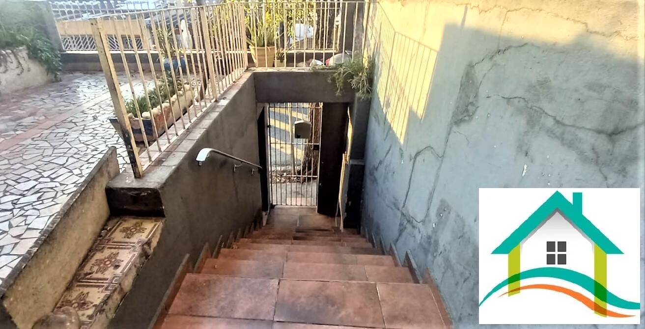 Sobrado à venda com 2 quartos, 159m² - Foto 2