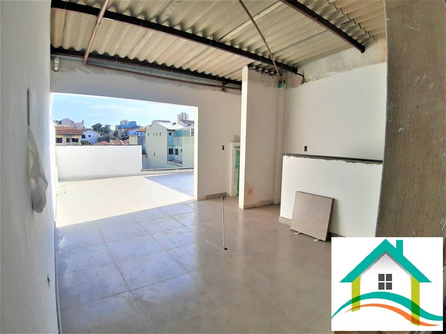 Cobertura à venda com 2 quartos, 100m² - Foto 10