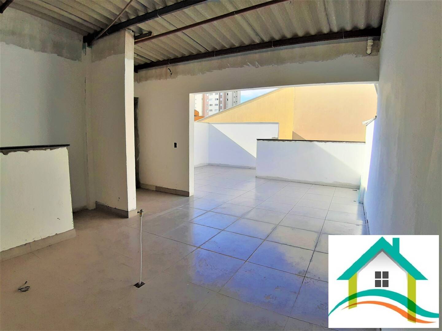 Cobertura à venda com 2 quartos, 100m² - Foto 11