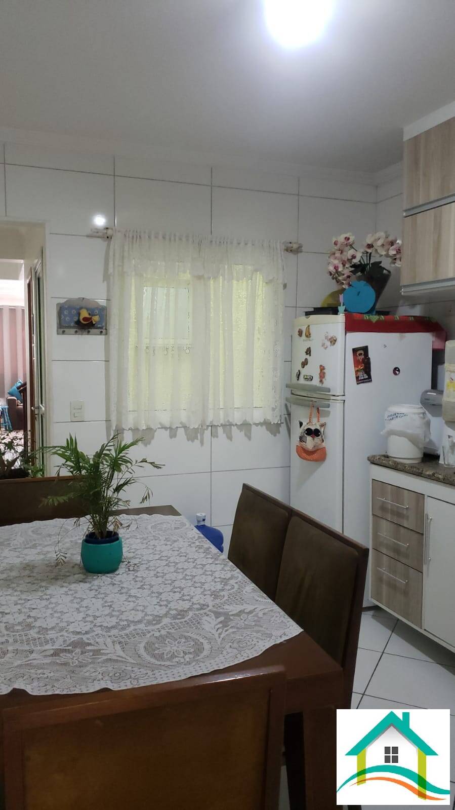 Casa à venda com 3 quartos, 114m² - Foto 4