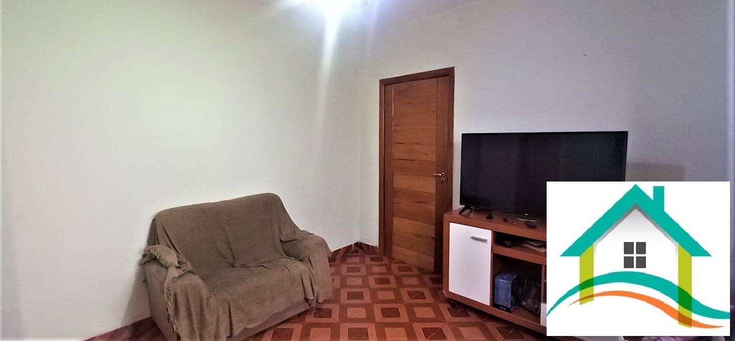 Casa à venda com 2 quartos, 131m² - Foto 2