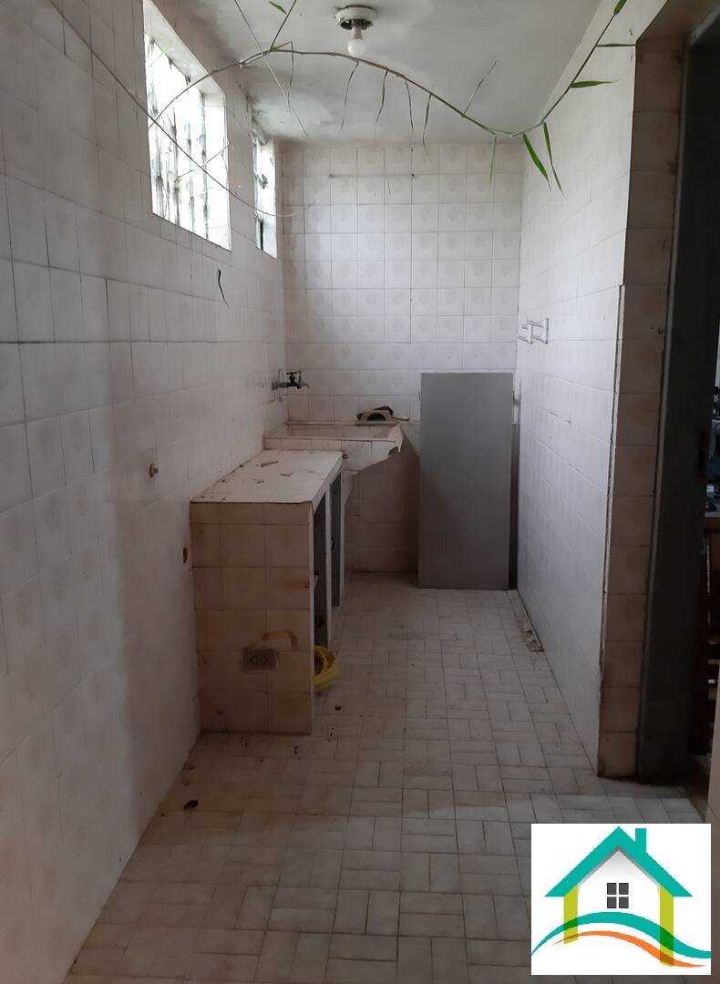 Sobrado à venda com 2 quartos, 189m² - Foto 6