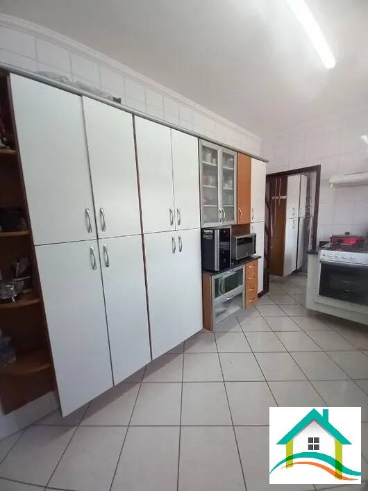 Apartamento à venda com 2 quartos, 80m² - Foto 10